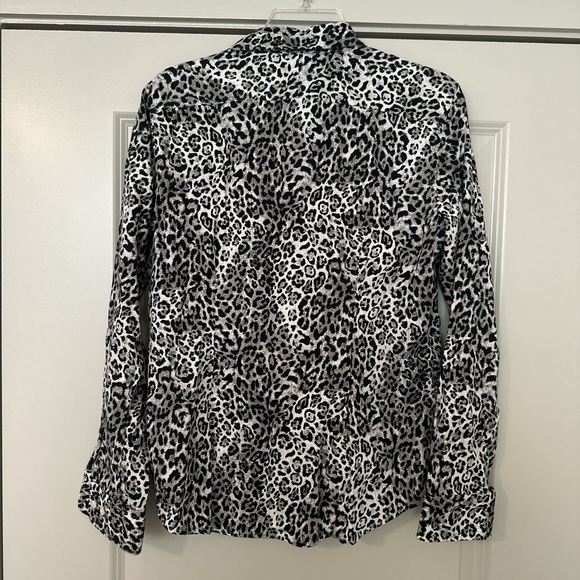 Chaps cheetah / snow leopard print button down - Picture 3 of 3